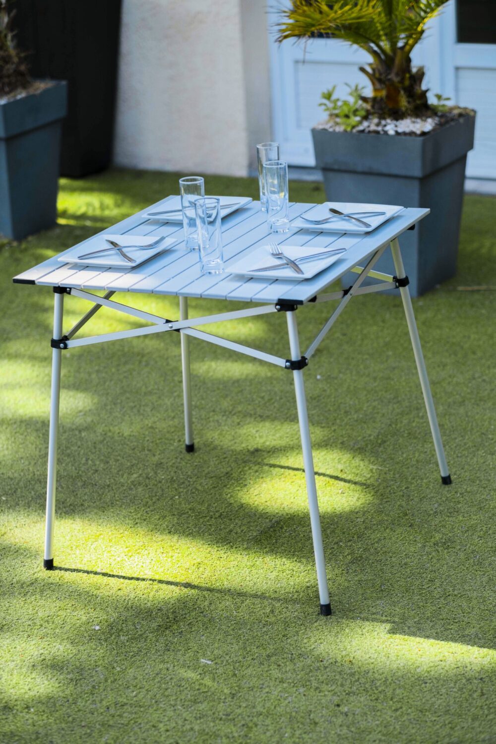 Table à lattes de camping - O'Camp - Housse de transport inclus - Légère et durable | Facile à transporter | 70 x 70 x 70 cm | Gris anthracite | TRENDYFLAIR