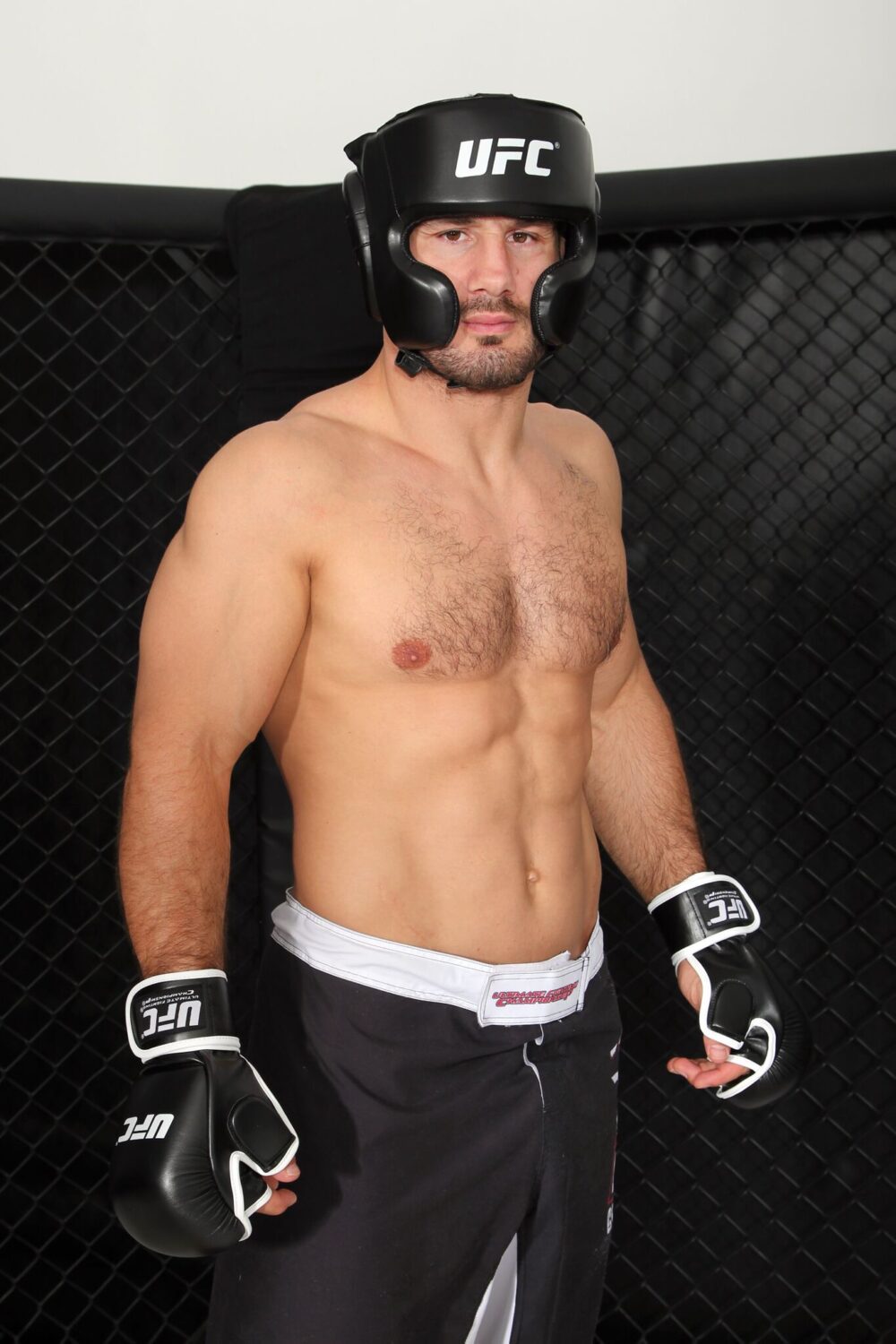 Casque de MMA - UFC - Maintien optimal - Protection renforcée - Confortable et léger | Noir | TRENDYFLAIR