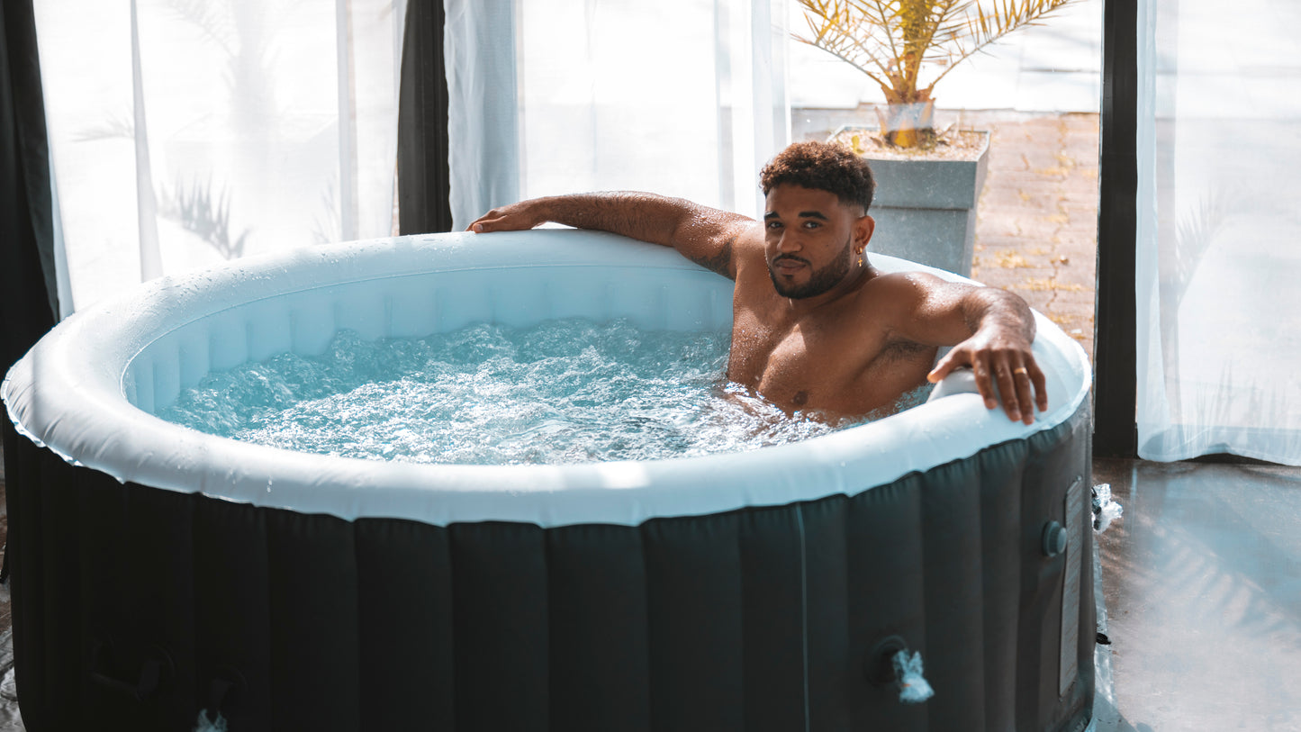 Spa Gonflable - 4 Places Rond Filtre et Bâche Inclus | Diamètre 185 cm | Confortable et Relaxant | Idéal pour la Détente à Domicile | TRENDYFLAIR