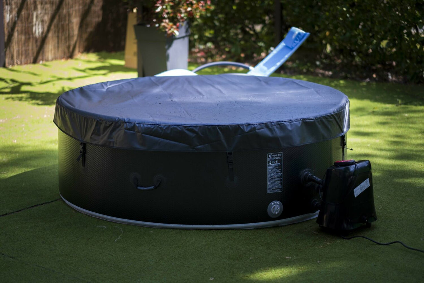 Spa Gonflable - 6 Places, Rond, Dropstitch, Filtre et Bâche Inclus | TRENDYFLAIR