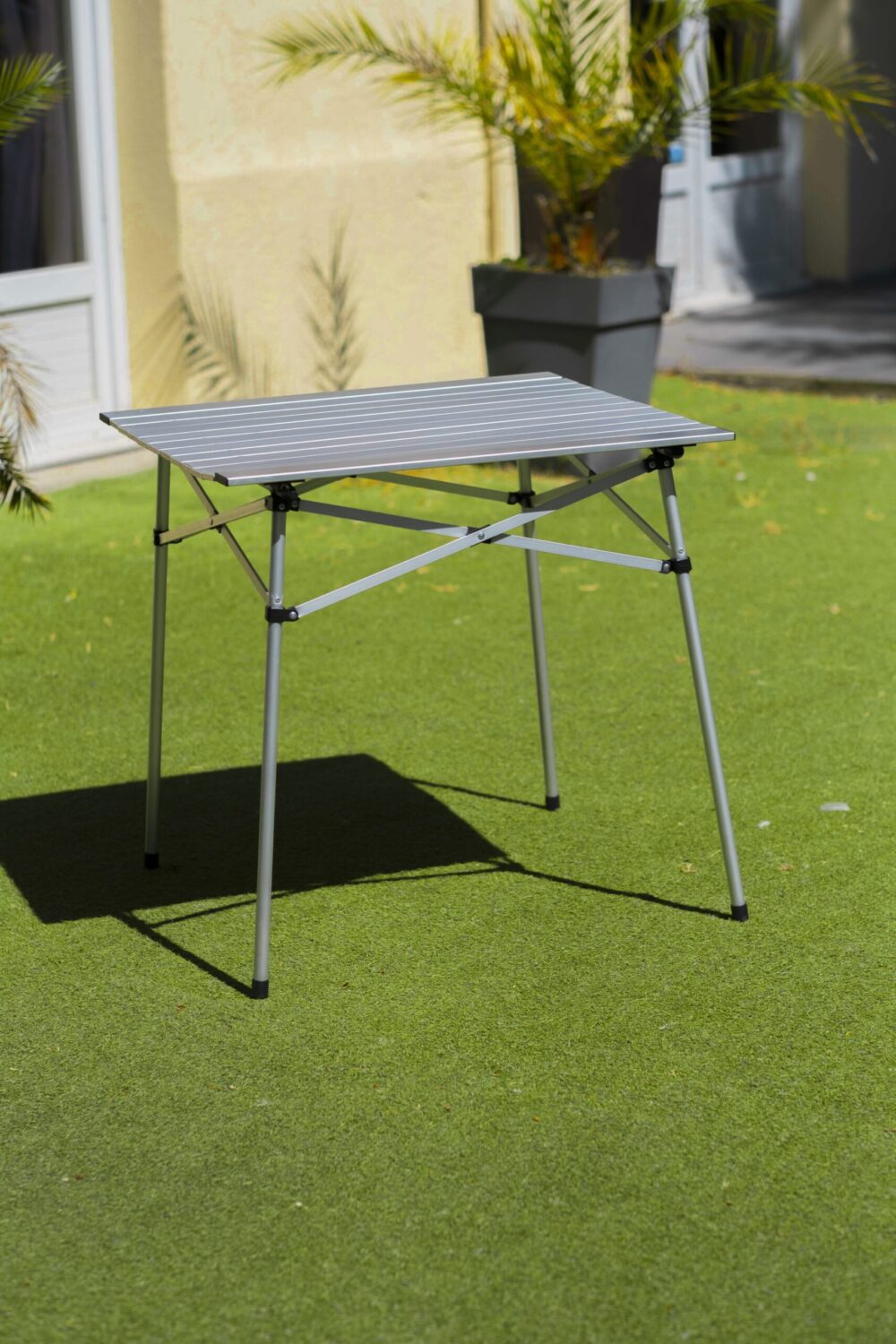Table à lattes de camping - O'Camp - Housse de transport inclus - Légère et durable | Facile à transporter | 70 x 70 x 70 cm | Gris anthracite | TRENDYFLAIR