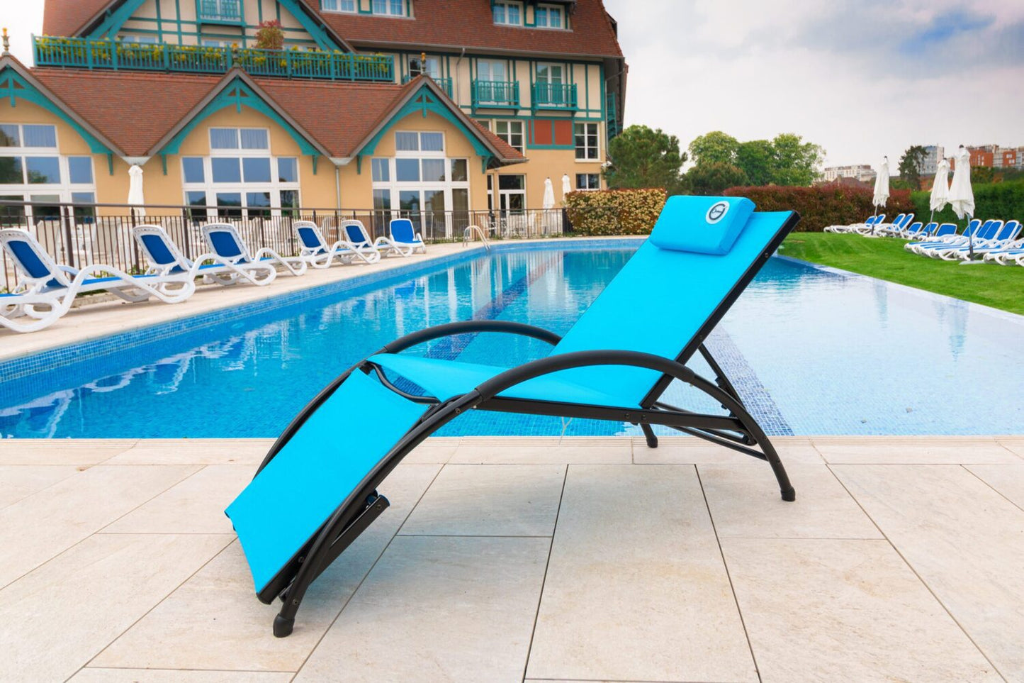 Bain de soleil pliable - Repose tête inclus | Facile à transporter et à ranger | Confortable et pratique | Bleu | TRENDYFLAIR