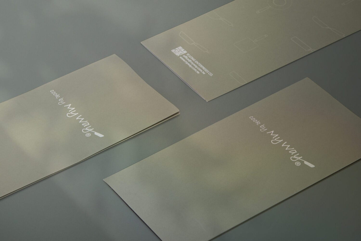 Poêle ovale à poisson - En acier carbone - Compatible toutes plaques de cuisson | 24 cm | Noir | TRENDYFLAIR