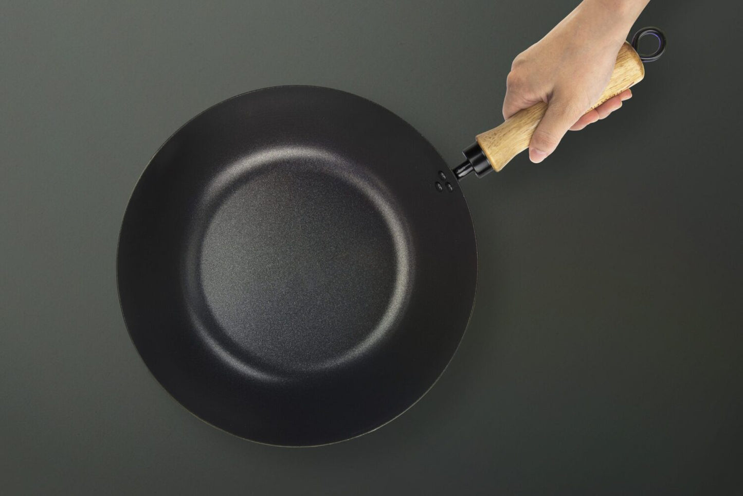 Wok avec revêtement antiadhésif - En acier carbone - Compatible toutes plaques de cuisson | 26 cm | Noir | TRENDYFLAIR