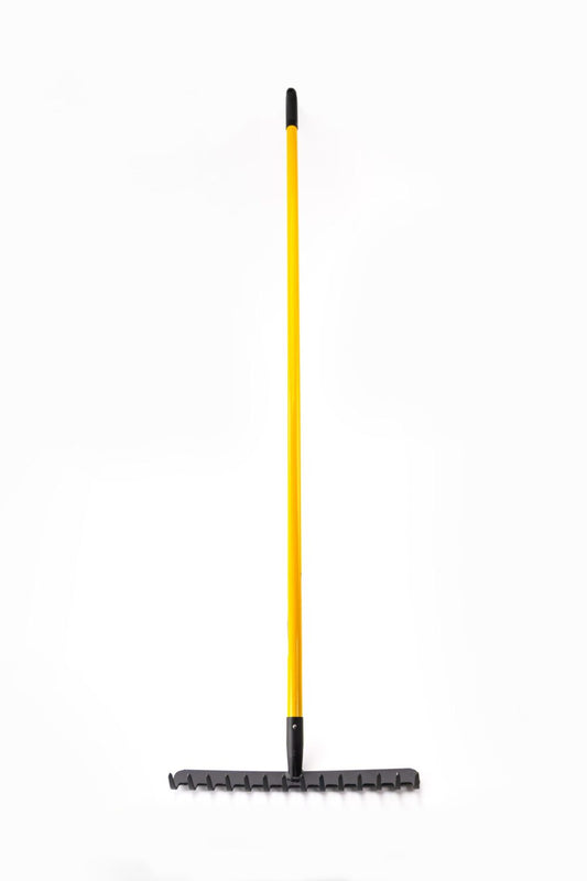 Râteau pour jardin - 14 dents - Manche en fibre de verre - Robuste et durable - Idéal pour le jardinage - Conçu pour faciliter le travail du sol | 150 x 40 x 8,6 cm | Vert et noir | TRENDYFLAIR